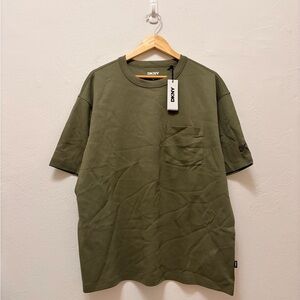 DKNY Men's Short Sleeve T-Shirt in Olive
